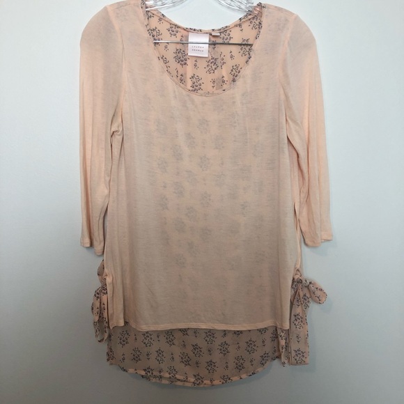 Lauren Conrad top w/ overlay size xs - Picture 2 of 8